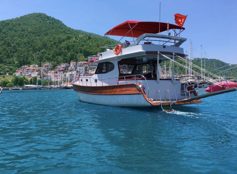 Fethiye Motor Yacht 2 cabin 4 berths 8 guests 15 m Listing Number: #9344