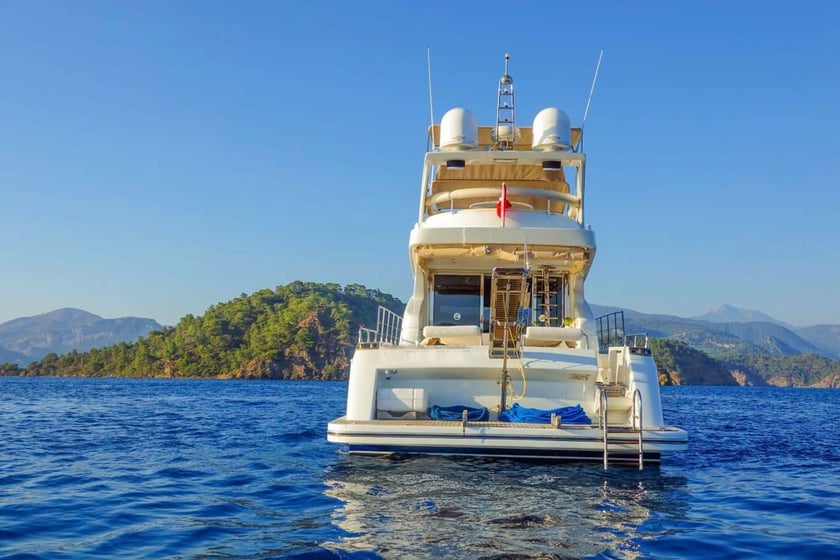 Fethiye Motor Yacht 3 cabin 6 berths 6 guests 20 m Listing Number: #9347 4