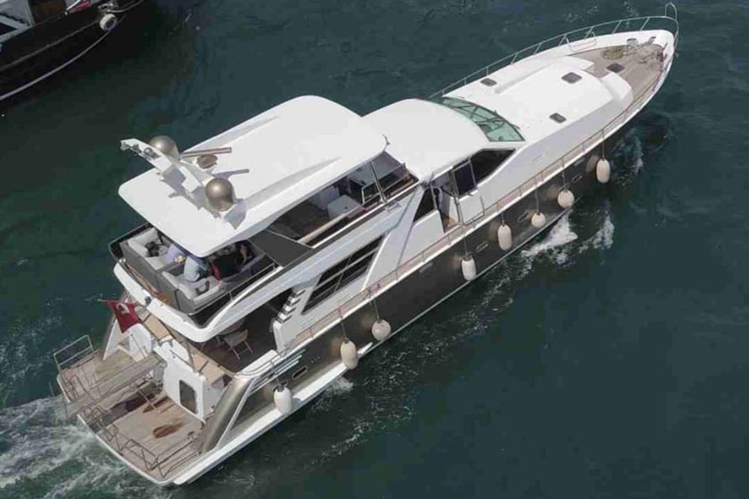 Kurucesme Yacht à moteur Cabine 4  Couchettes 8  Invités 8  24 m Numéro de l'annonce: #9358