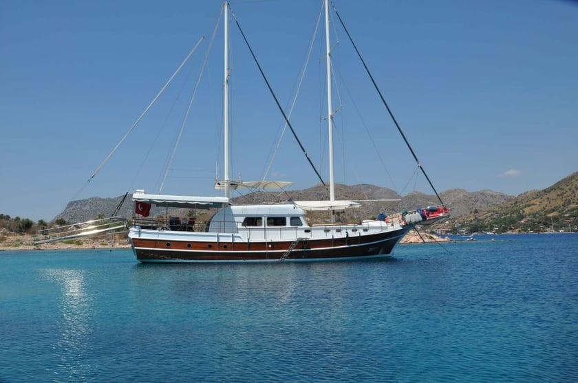 Bozburun Gulet 5 cabin 10 berths 10 guests 21 m Listing Number: #9390