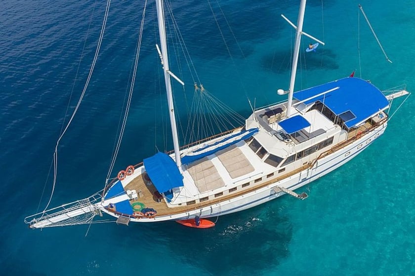 Marmaris Gulet 7 cabin 14 berths 14 guests 24 m Listing Number: #9408 3