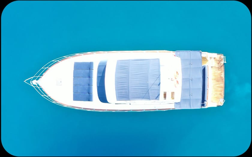 Antalya Motor Yacht 2 cabin 4 berths 4 guests 16 m Listing Number: #9420 4