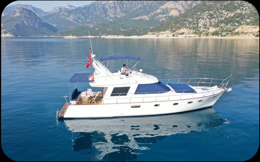 Antalya Motor Yacht 2 cabin 4 berths 4 guests 16 m Listing Number: #9420 2