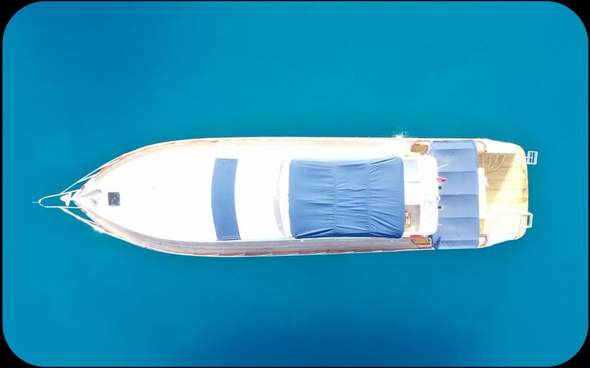 Antalya Motor Yacht 2 cabin 3 berths 3 guests 16 m Listing Number: #9421 4