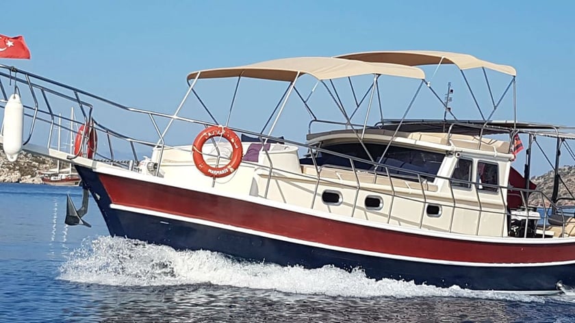 Bozburun Gulet 2 cabin 4 berths 4 guests 13.5 m Listing Number: #9431