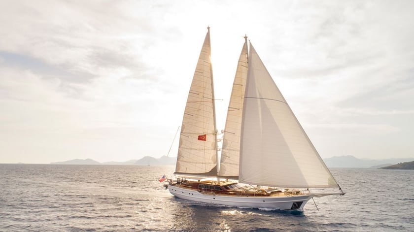 Bodrum Gulet 5 cabin 10 berths 10 guests 42.5 m Listing Number: #9464 3