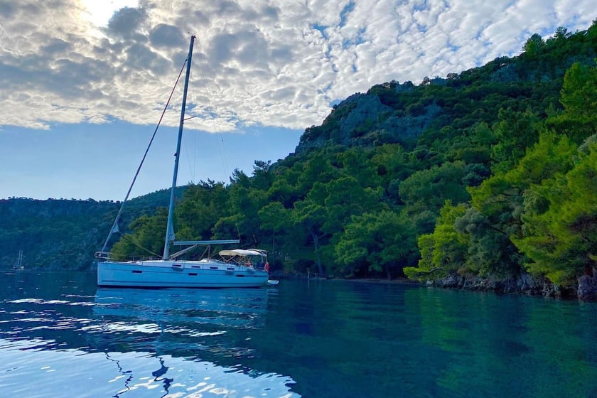 Fethiye Sailboat 3 cabin 6 berths 7 guests 12.35 m Listing Number: #9469 4