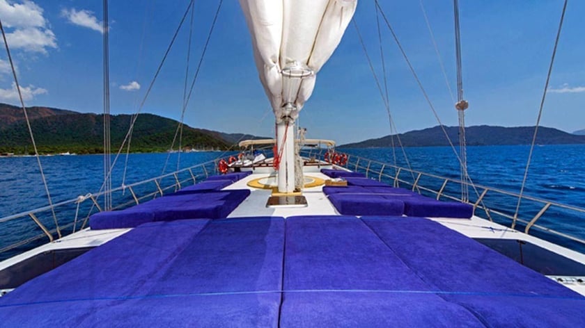 Marmaris Gulet 6 cabin 12 berths 12 guests 36 m Listing Number: #9481 5