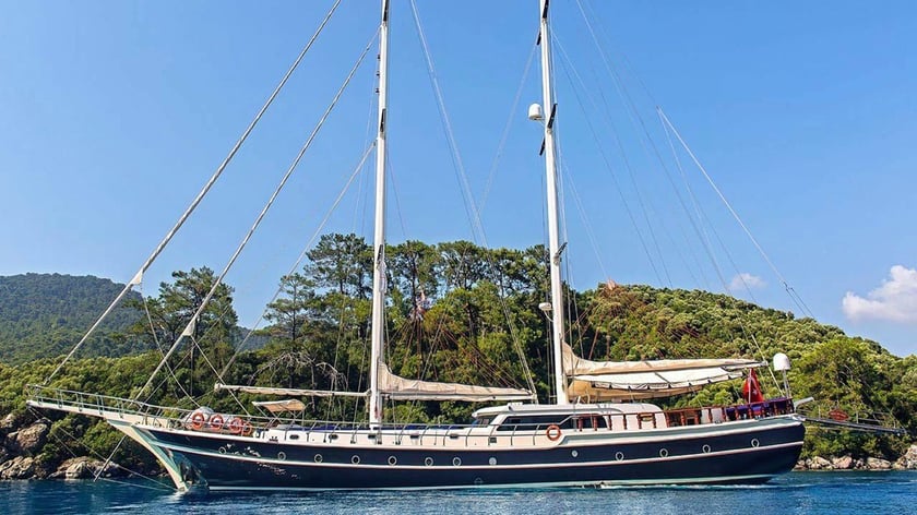 Marmaris Gulet 6 cabin 12 berths 12 guests 36 m Listing Number: #9481 3