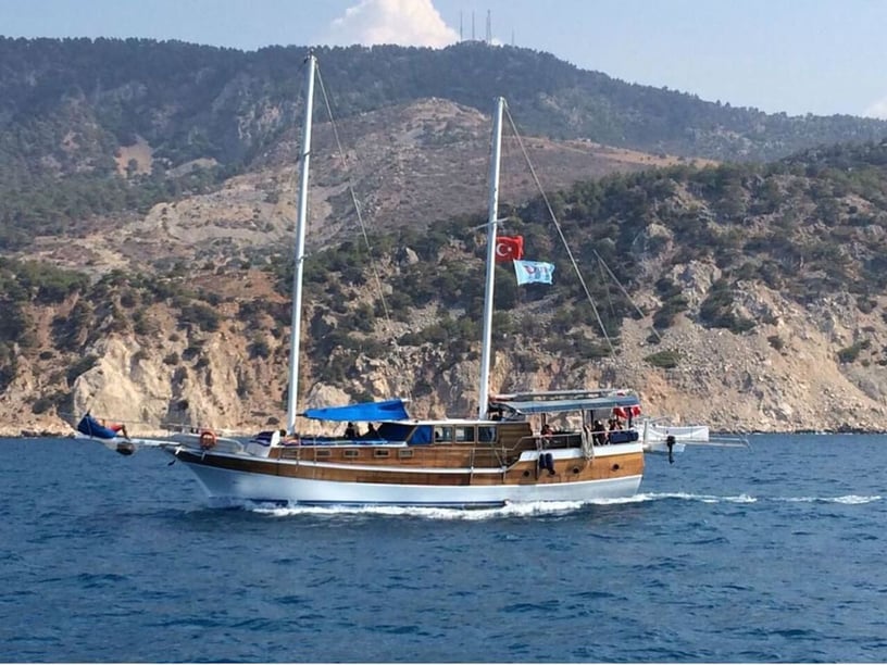 Bozburun Gulet 6 cabin 12 berths 12 guests 20 m Listing Number: #9484