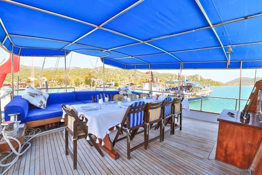 Bozburun Gulet 6 cabin 12 berths 12 guests 20 m Listing Number: #9484 5