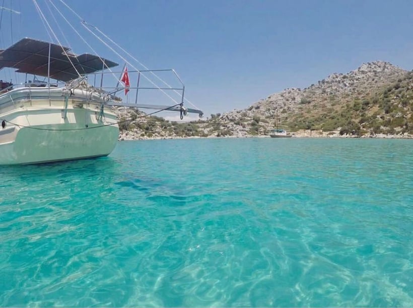 Bozburun Gulet 3 cabin 6 berths 6 guests 16 m Listing Number: #9502 3