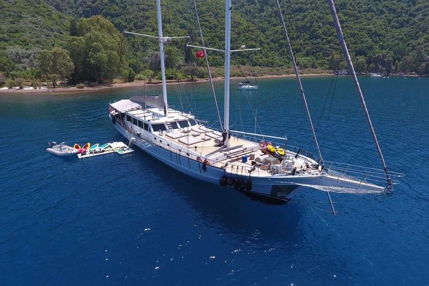 Marmaris Gulet 5 cabin 10 berths 10 guests 38 m Listing Number: #9513