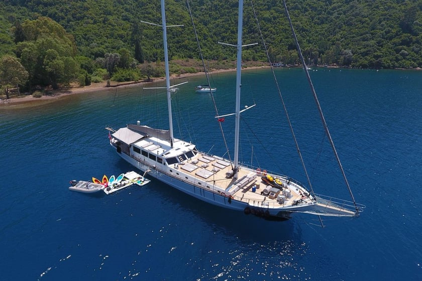 Marmaris Gulet 5 cabin 10 berths 10 guests 38 m Listing Number: #9513 2