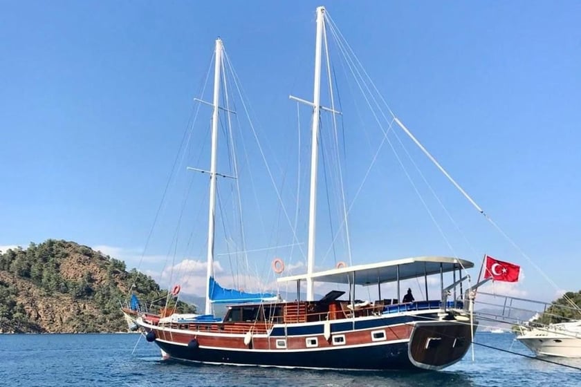 Fethiye Gulet Cabine 5  10  slaapplaatsen 10  gasten 24 m Lijstnummer: #9523