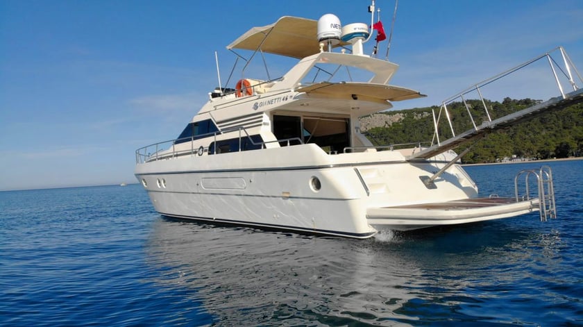 Kemer Yacht a motore cabina 2  cuccette 4  4  ospiti 15 m Numero dell'inserzione: #9532 2