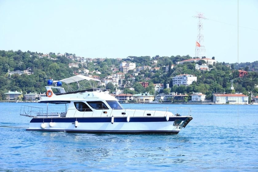 Bebek Yacht à moteur Cabine 4  Couchettes 5  Invités 12  16 m Numéro de l'annonce: #9551 2