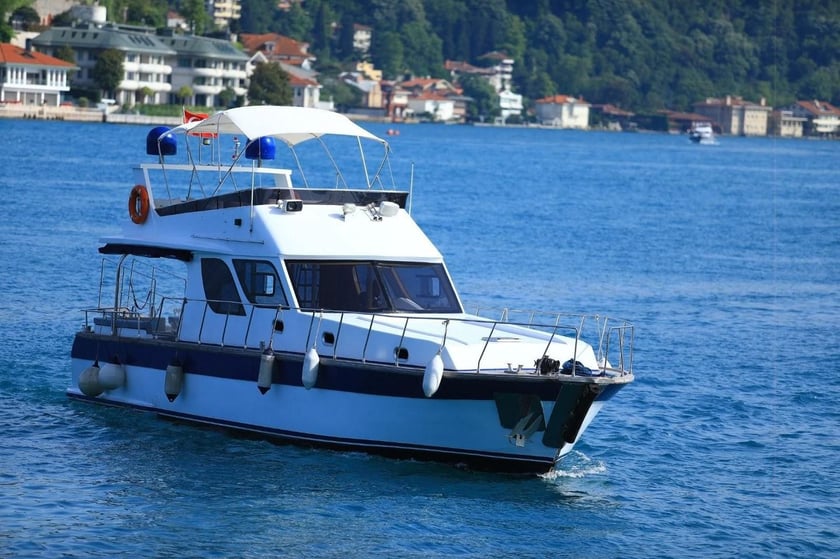 Bebek Yacht à moteur Cabine 4  Couchettes 5  Invités 12  16 m Numéro de l'annonce: #9551