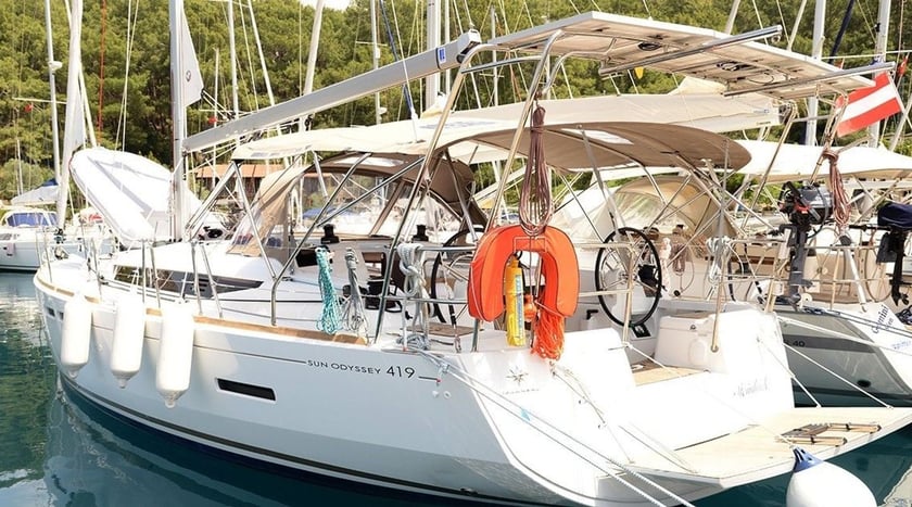 Gocek Zeilboot Cabine 3  6  slaapplaatsen 6  gasten 12.76 m Lijstnummer: #9601