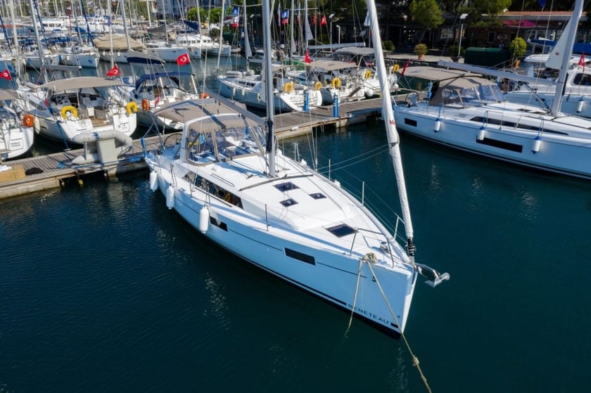 Fethiye Sailboat 3 cabin 7 berths 7 guests 12.43 m Listing Number: #9613 4