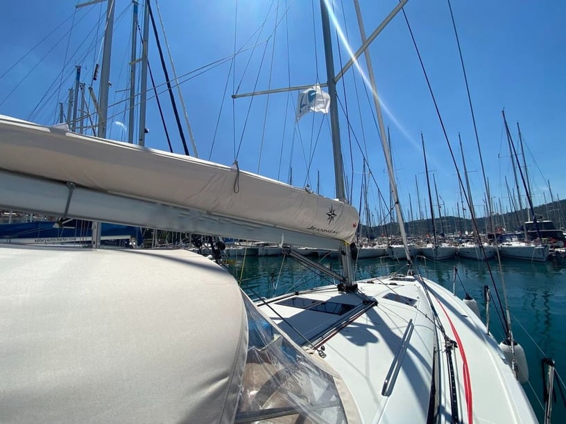 Fethiye Sailboat 4 cabin 8 berths 8 guests 13 m Listing Number: #9616 3