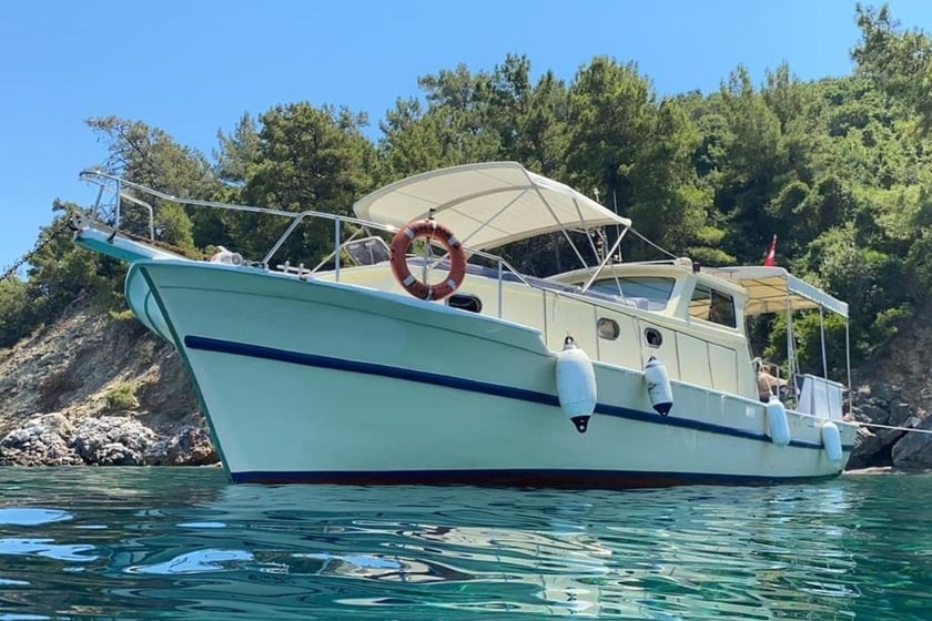 Marmaris Gulet   12 guests 13 m Listing Number: #9676