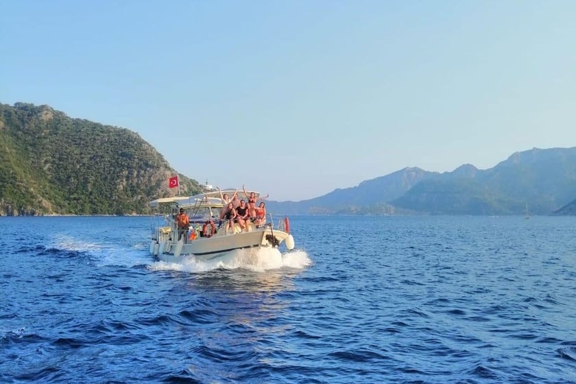 Marmaris Gulet   12 guests 13 m Listing Number: #9676 4