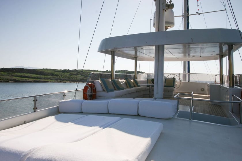 Bodrum Gulet 4 cabin 9 berths 9 guests 27.27 m Listing Number: #9696 5