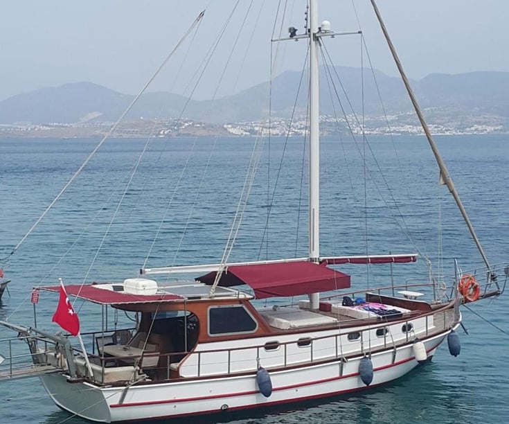 Bodrum Gulet   8 guests 14 m Listing Number: #9698 3