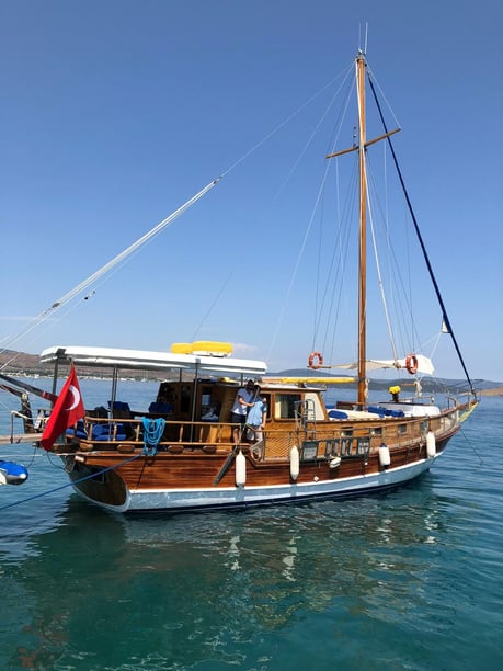 Bodrum Gulet 2 cabin 2 berths 4 guests 15.5 m Listing Number: #9748