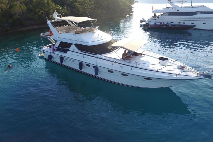 Gocek Yate a motor Cabina 3  6  literas 6  invitados 55 ft Número de anuncio: #9749 2