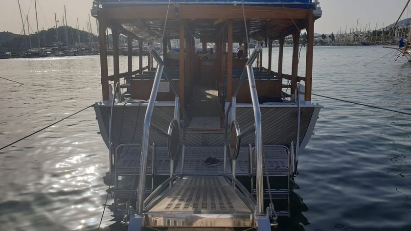 Bodrum Gulet 3 cabin  40 guests 16 m Listing Number: #9777 2