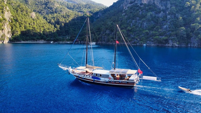 Fethiye Gulet Cabine 6  12  slaapplaatsen 12  gasten 25 m Lijstnummer: #9804 2