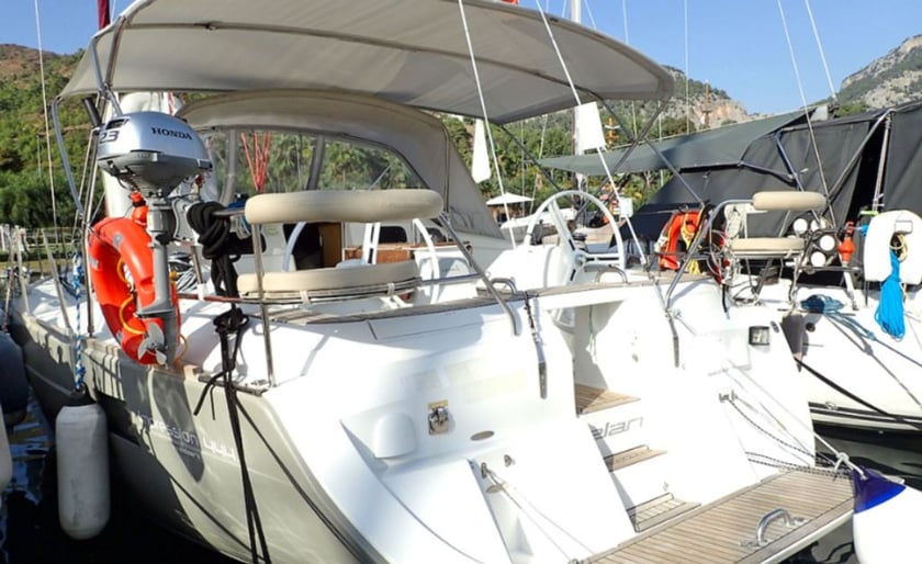Gocek Sailboat 3 cabin 8 berths 8 guests 13.85 m Listing Number: #9816 2