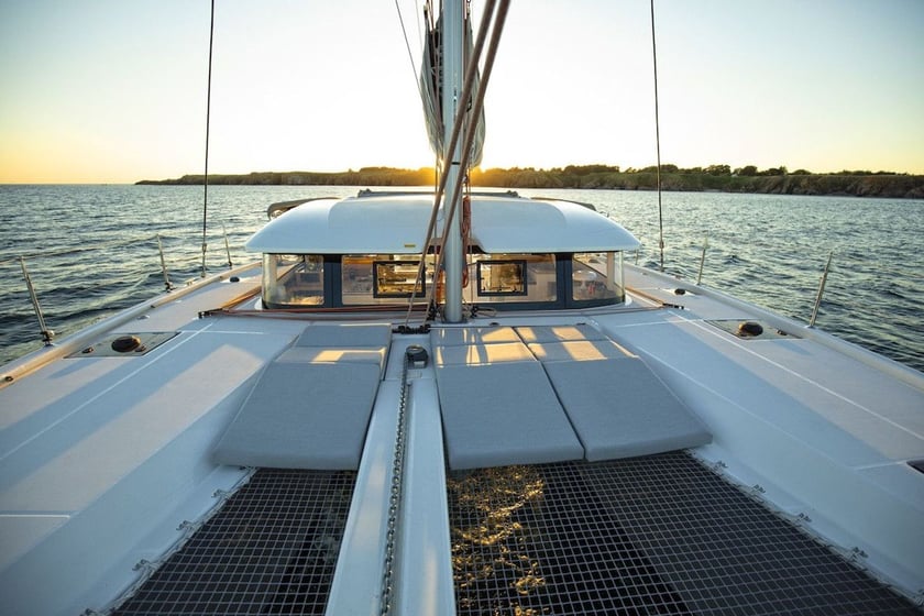 Gocek Catamaran 4 cabin 8 berths 10 guests 12.8 m Listing Number: #9844 5