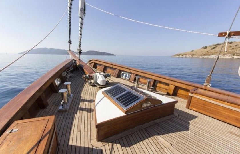 Bodrum Gulet 4 cabin 8 berths 8 guests 22 m Listing Number: #9856 4
