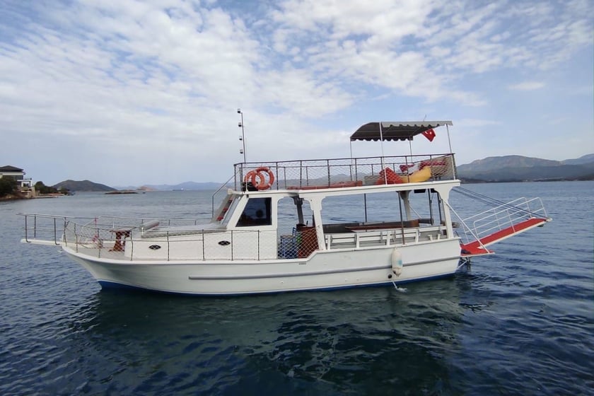 Fethiye Gulet   11 guests 12 m Listing Number: #9876 3