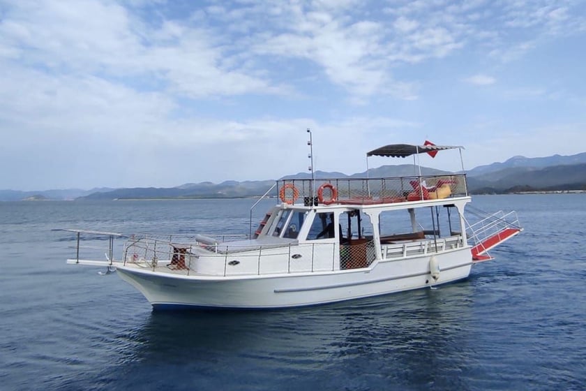 Fethiye Gulet   11 guests 12 m Listing Number: #9876 2