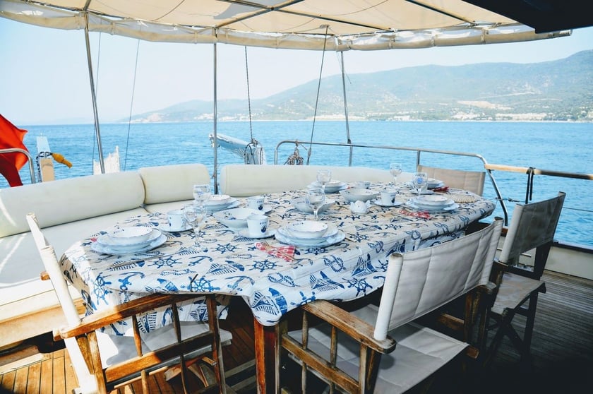 Bodrum Gulet 5 cabin 10 berths 10 guests 23 m Listing Number: #9882 5