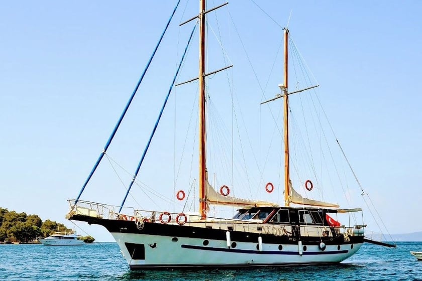 Bodrum Gulet 5 cabin 10 berths 10 guests 23 m Listing Number: #9882