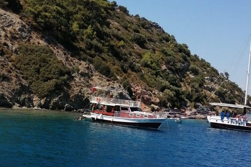 Selimiye Gulet   12 guests 13 m Listing Number: #9884 5