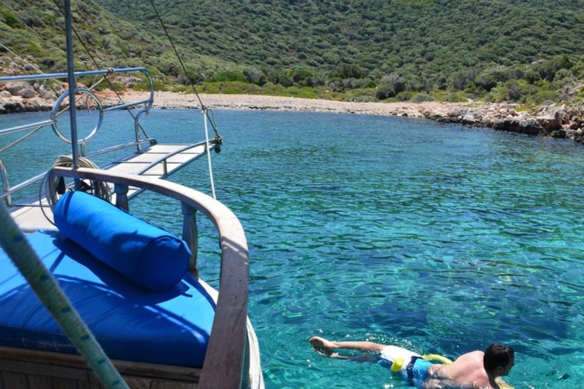 Kas Gulet   16 guests 14.5 m Listing Number: #9886 5