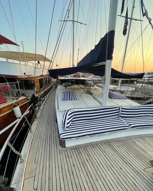 Kas Gulet 6 cabin 12 berths 12 guests 21.9 m Listing Number: #9890 5