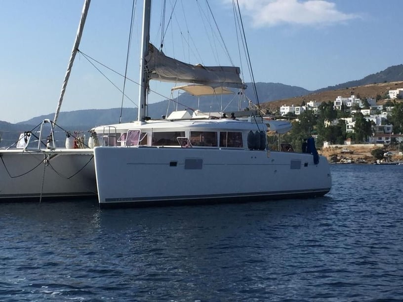 Fethiye Catamaran Cabine 3  6  slaapplaatsen 6  gasten 45 ft Lijstnummer: #9911 2