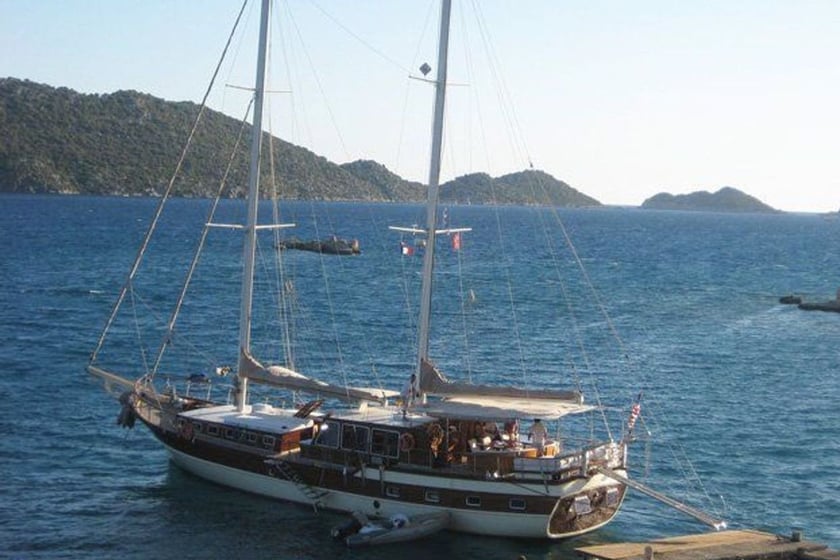Bodrum Gulet 5 cabin 10 berths 10 guests 24 m Listing Number: #9917