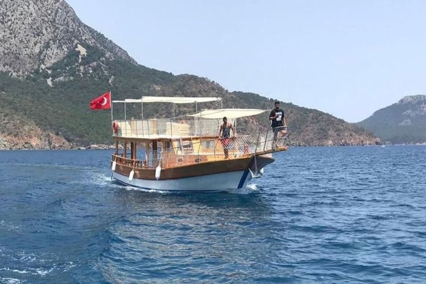 Adrasan Gulet   35 guests 14 m Listing Number: #9927 3