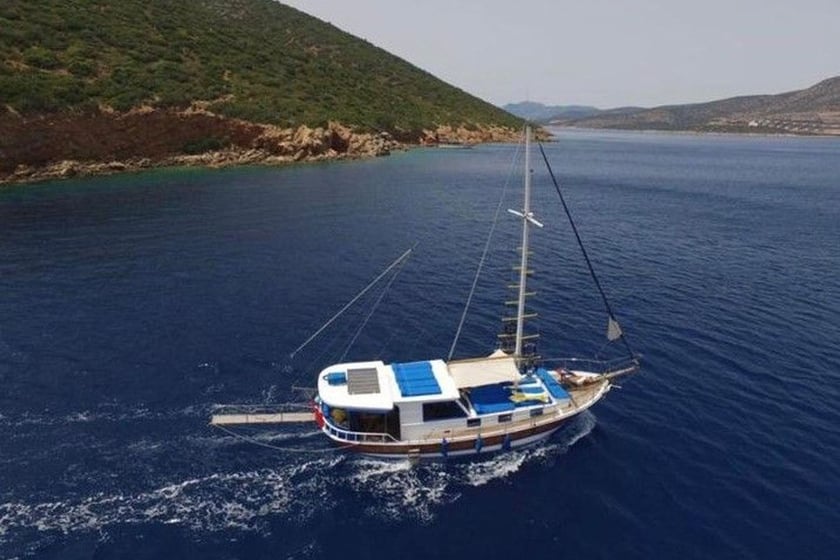 Bodrum Caicco cabina 3  cuccette 6  6  ospiti 15 m Numero dell'inserzione: #9933