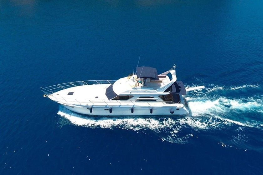 Kemer Yacht a motore cabina 3  cuccette 6  6  ospiti 17.07 m Numero dell'inserzione: #9955