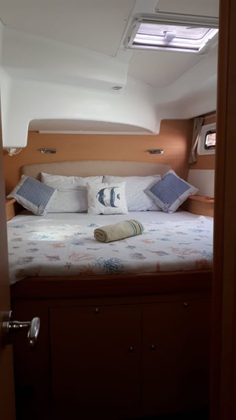 Gocek Catamaran 4 cabin 8 berths 8 guests 12 m Listing Number: #9959 4