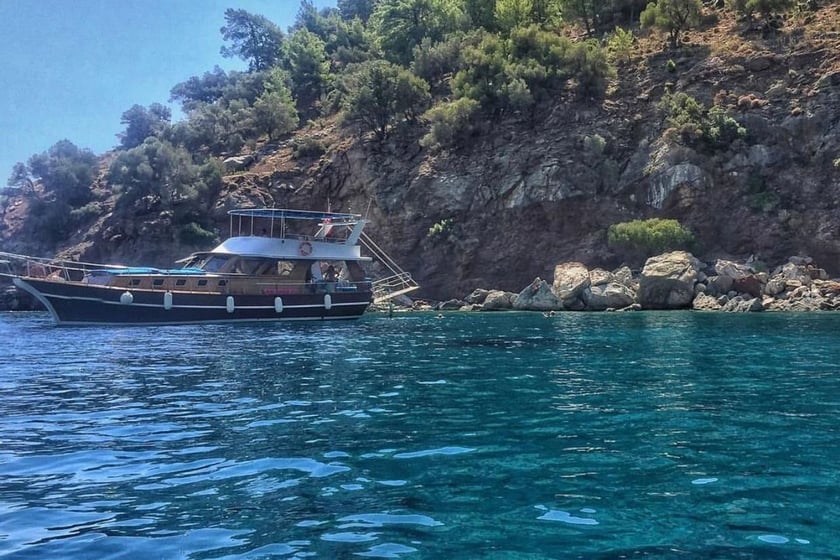 Selimiye Gulet 3 cabin 6 berths 6 guests 15 m Listing Number: #9965 2